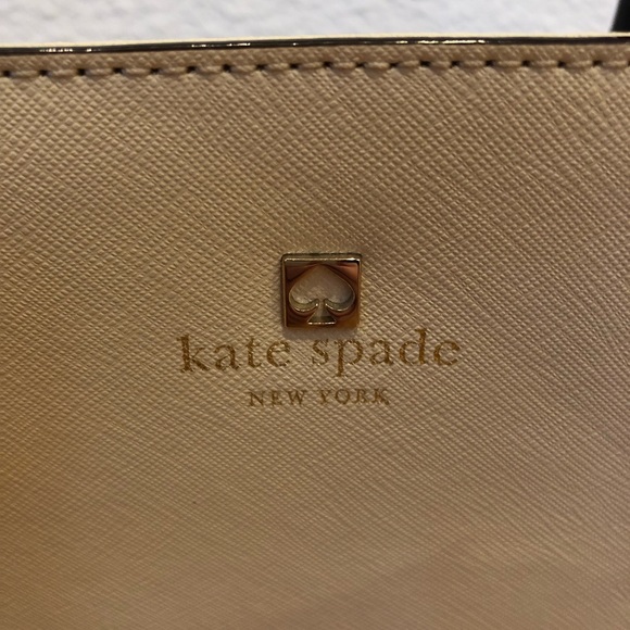 Kate Spade Black & Creme Tote (Large) - Picture 2 of 5